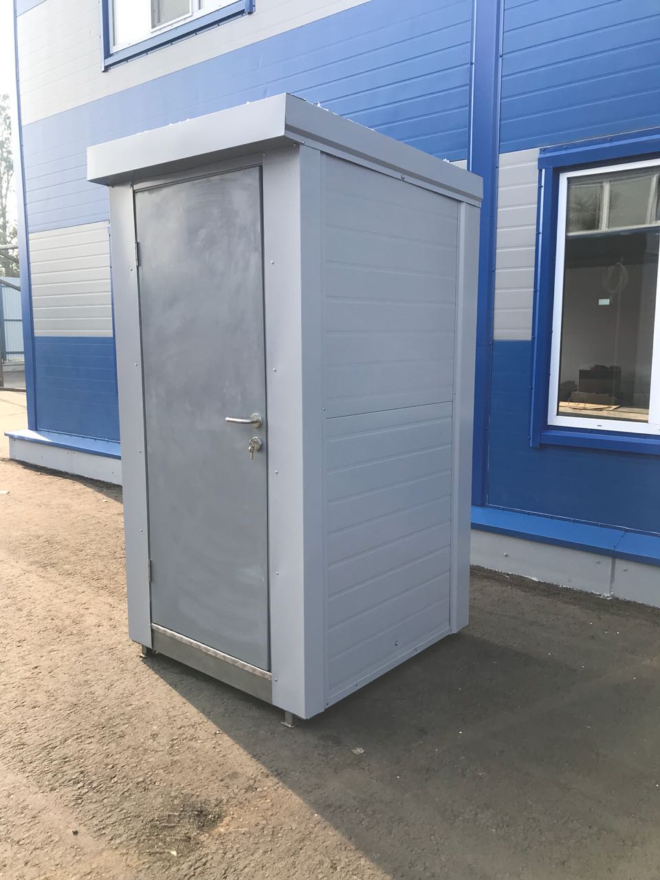 Теплая туалетная кабина ЭКОС-1 с баком на 250 л. в Люберцах